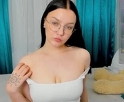 angeli_eyes is a 18 year old female webcam sex model.