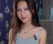 fallingflower is a 18 year old female webcam sex model.
