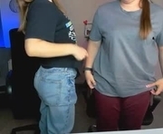 amelia_shiny_ is a  year old female webcam sex model.