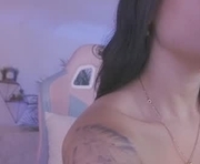 hadid_jimenez_ is a  year old female webcam sex model.