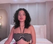 angellong_ is a  year old female webcam sex model.