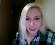 avenixx is a  year old female webcam sex model.