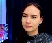tastytigres is a 18 year old female webcam sex model.