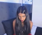 delilah_blazexxx is a 25 year old female webcam sex model.