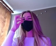 iris_lave is a 23 year old female webcam sex model.