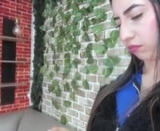 sophi_thaylorr is a 21 year old female webcam sex model.