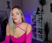 isabella_lure is a  year old female webcam sex model.