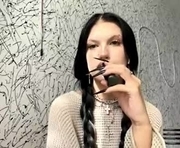 tenniegirres is a 18 year old female webcam sex model.