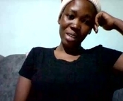 melaninndriping is a  year old female webcam sex model.