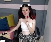 emily_littesweet is a 19 year old female webcam sex model.
