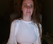 love_on_ is a  year old female webcam sex model.