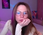 toxkiss is a 23 year old female webcam sex model.