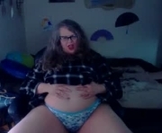 thickhippiechick is a 99 year old female webcam sex model.