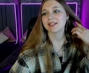 rebecca_____ is a 19 year old female webcam sex model.