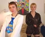 goldstar_girls is a 19 year old couple webcam sex model.