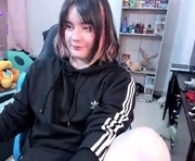 neeko_lol_ is a  year old female webcam sex model.