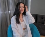 odiliacoll is a 18 year old female webcam sex model.