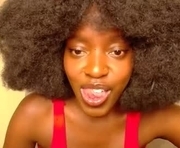 love_miah is a 19 year old female webcam sex model.