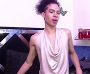 felinexoxo is a 21 year old shemale webcam sex model.