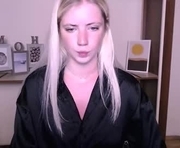 alicemeow_ is a 19 year old female webcam sex model.
