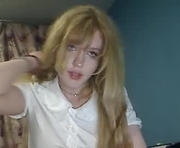 evelinameowy is a  year old female webcam sex model.