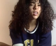 valecopper is a 22 year old female webcam sex model.