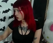 pussycatt666 is a 18 year old female webcam sex model.