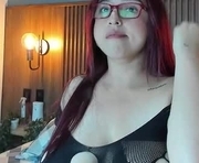 remsmith18 is a 32 year old female webcam sex model.