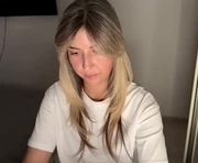 desiremuse is a 34 year old female webcam sex model.