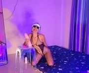 justmexxxyyy is a 25 year old couple webcam sex model.