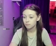 sweetmuffin88 is a  year old female webcam sex model.