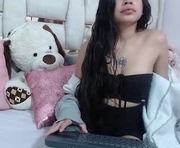 mia_submissive19 is a 19 year old female webcam sex model.