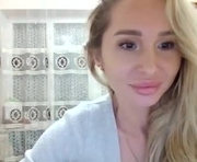 kissandbelle is a  year old female webcam sex model.