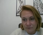 your_ulyana is a  year old female webcam sex model.