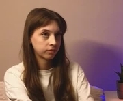 pretty_passenger is a 18 year old female webcam sex model.