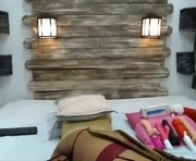 hallybans is a 27 year old female webcam sex model.