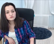 kira_yammy is a 18 year old female webcam sex model.