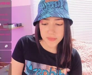 aurora_shy_ is a 21 year old female webcam sex model.