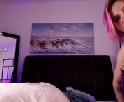 elis_klark is a 22 year old female webcam sex model.