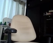 alia054 is a 19 year old female webcam sex model.