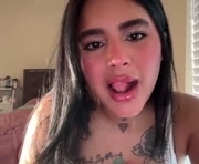 lucyferuchiha is a 25 year old female webcam sex model.