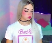 diamond_hott1 is a 21 year old shemale webcam sex model.