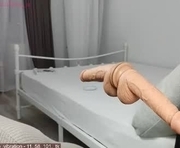 zlatalata is a 26 year old female webcam sex model.