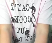 hanahwoods is a 20 year old female webcam sex model.