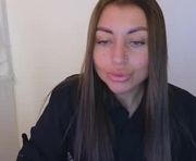 linaaa_moon is a 28 year old female webcam sex model.