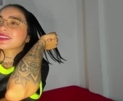 valeri_824 is a 22 year old female webcam sex model.