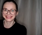 sea_dream is a 25 year old female webcam sex model.
