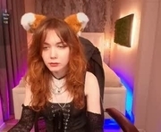 bad_julia is a 19 year old female webcam sex model.