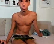 benny_powell is a 20 year old male webcam sex model.