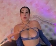 jennastone_ is a 19 year old female webcam sex model.